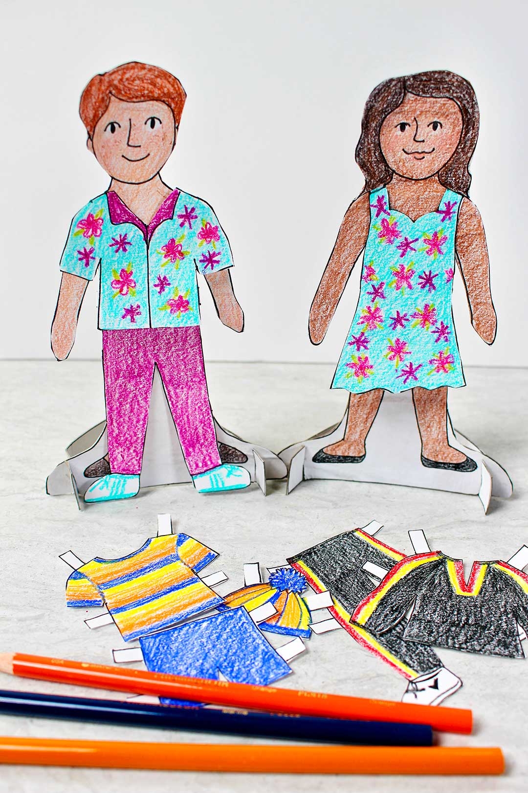 Free Printable Paper Dolls To Color