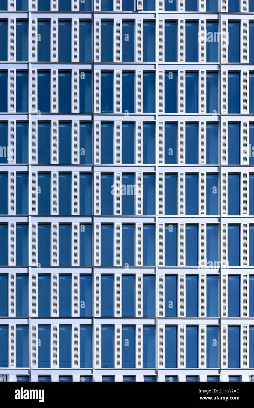 Contemporary Facade Glass High Office Building Skyscraper Tall Window Windows Hi res Stock Photography And Images Page 13 Alamy